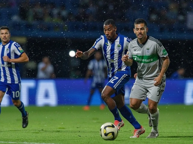 Avaí supera erros da Chapecoense e volta ao G-4 com vitória na Série B 2025